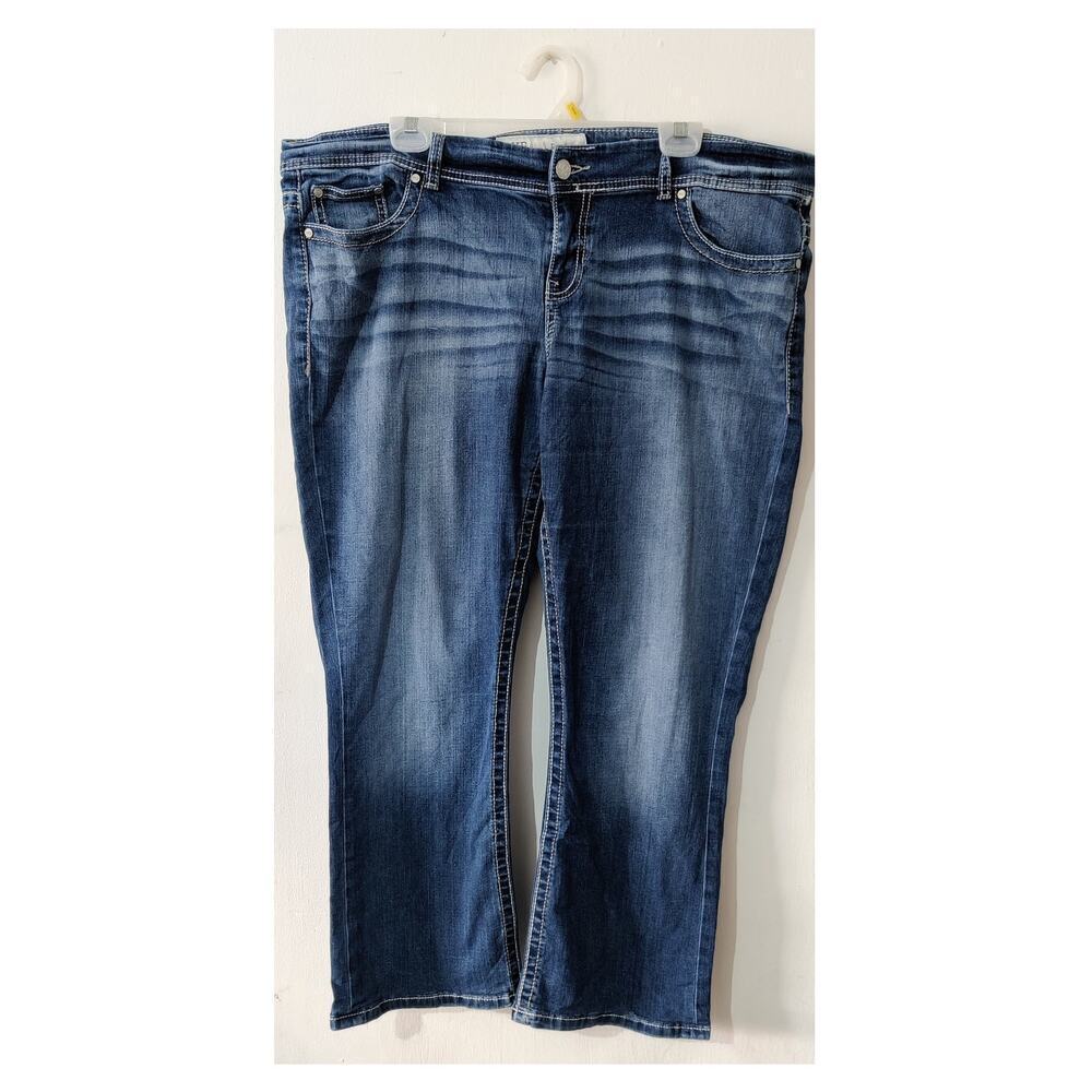 BKE‎ denim Payton Jeans Size 38X31.5 Embroidered Whiskered Medium Wash Blue